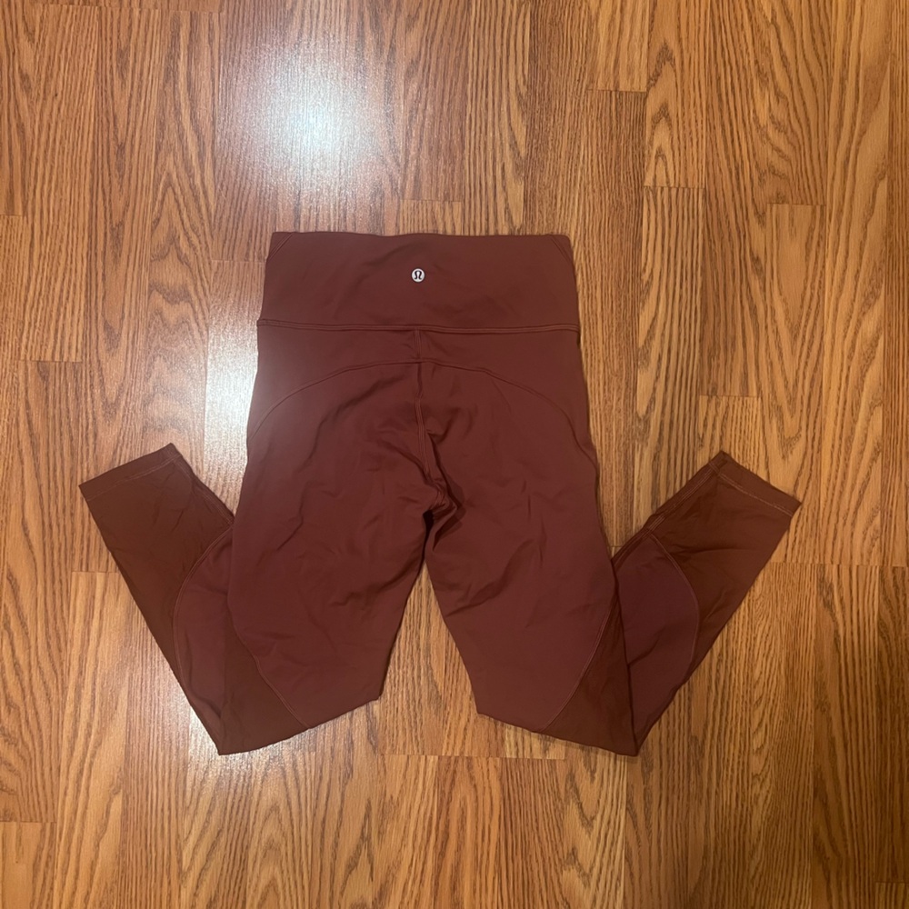 Lululemon size 6 legging